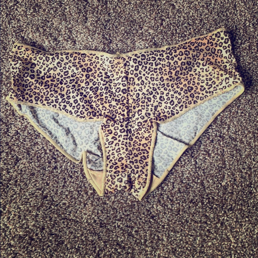 Cheetah Cheeky